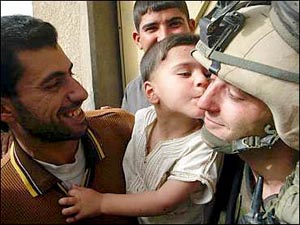 Catholic Iraqis warmly receive the American soldiers
